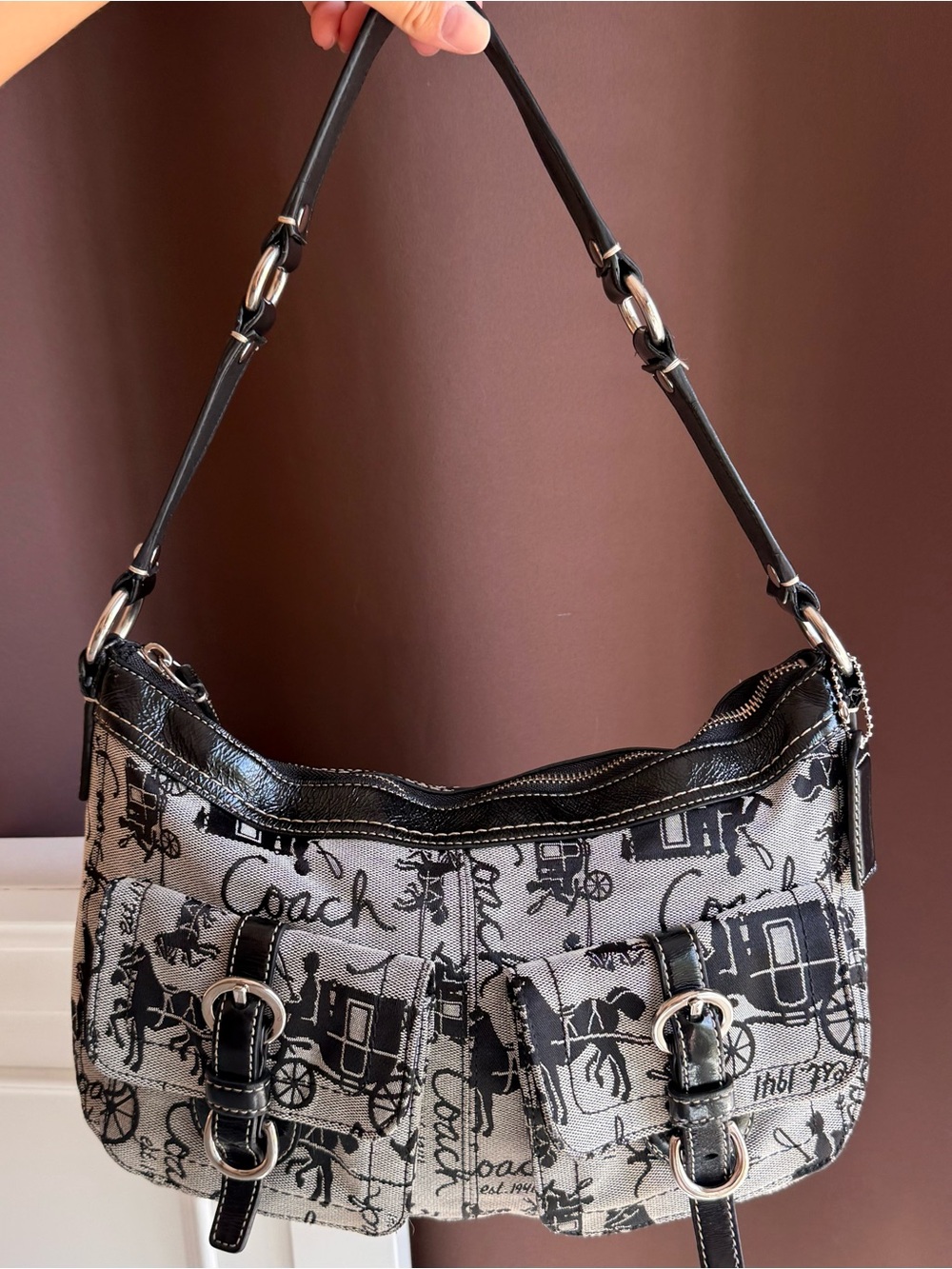 Vintage Coach Chelsea Horse and Carriage print shoulder bag
